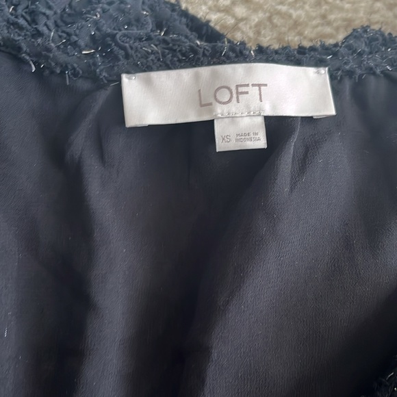 Shimmer ruffle blouse - Picture 3 of 4